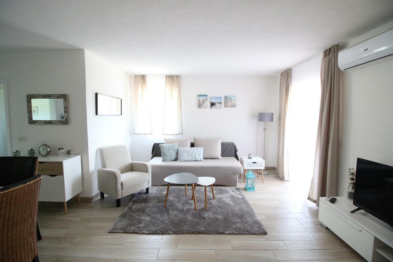 Apartments By Zec Kastav Bagian luar foto